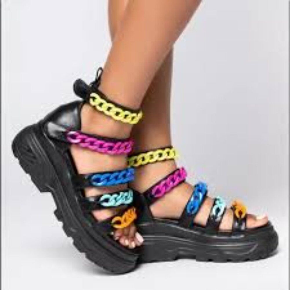 Azalea Wang Black Chunky Platform Sandals Multi Color Chain Link Strappy 7.5